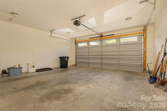 48 River Walk Drive, Asheville, NC 28804