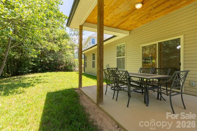 48 River Walk Drive, Asheville, NC 28804