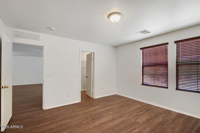3219 W SAINT ANNE Avenue, Phoenix, AZ 85041