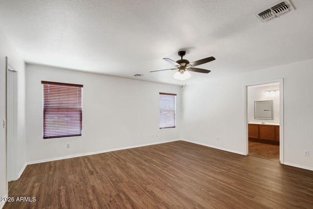 3219 W SAINT ANNE Avenue, Phoenix, AZ 85041