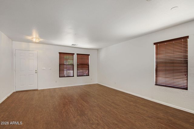 3219 W SAINT ANNE Avenue, Phoenix, AZ 85041