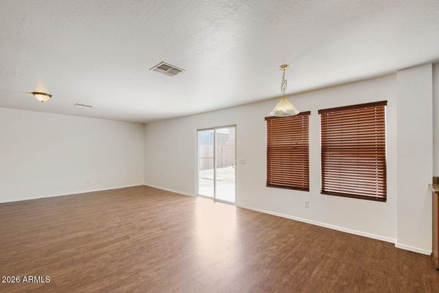 3219 W SAINT ANNE Avenue, Phoenix, AZ 85041