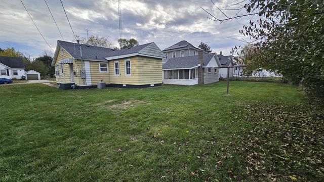 807 W Franklin Street, Portage, WI 53901