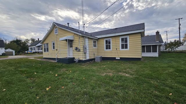 807 W Franklin Street, Portage, WI 53901