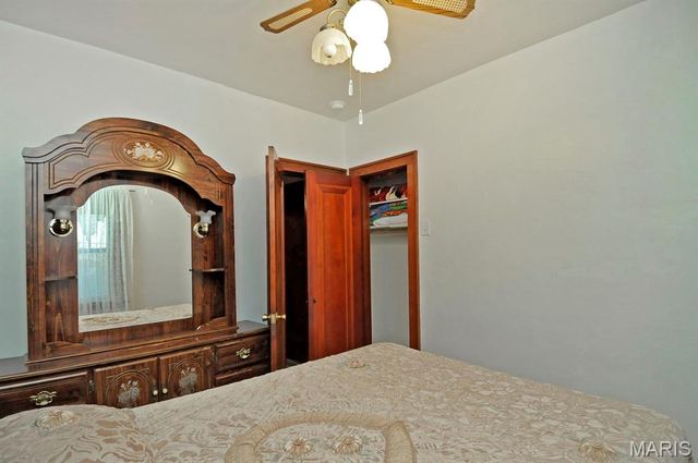 6414 West Court, St Louis, MO 63116