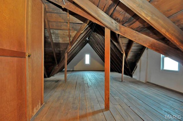 6414 West Court, St Louis, MO 63116