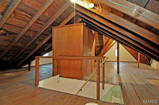 6414 West Court, St Louis, MO 63116