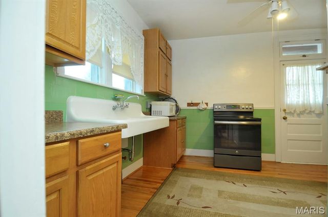 6414 West Court, St Louis, MO 63116