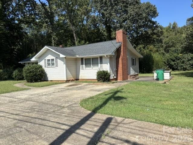 7331 Mallard Creek Road, Charlotte, NC 28262