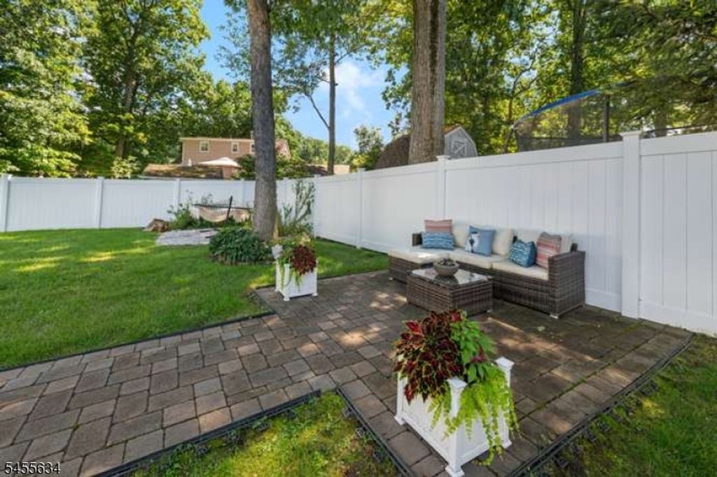 34 Mckinley Pl, West Milford Twp., NJ 07480 — photo 5