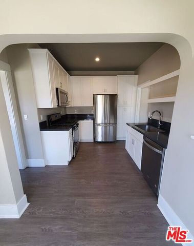 1545 E 4th Street, Long Beach, CA 90802