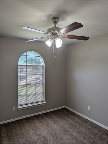 633 Christie Court, Everman, TX 76140