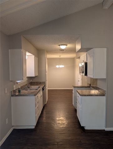 633 Christie Court, Everman, TX 76140