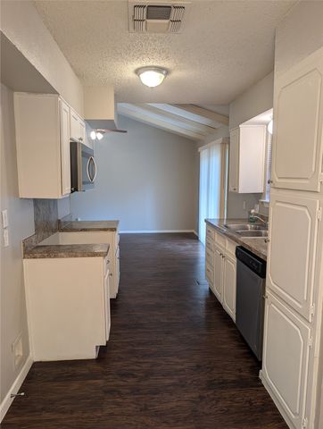 633 Christie Court, Everman, TX 76140