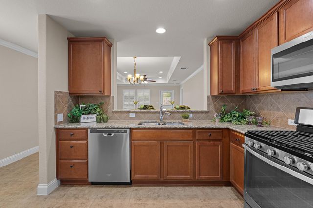 820 Salado Creek LN, Georgetown, TX 78633