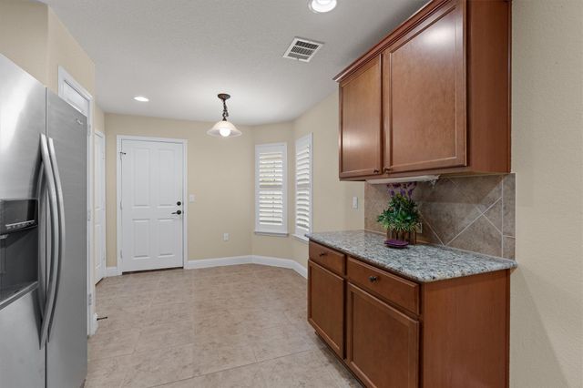 820 Salado Creek LN, Georgetown, TX 78633