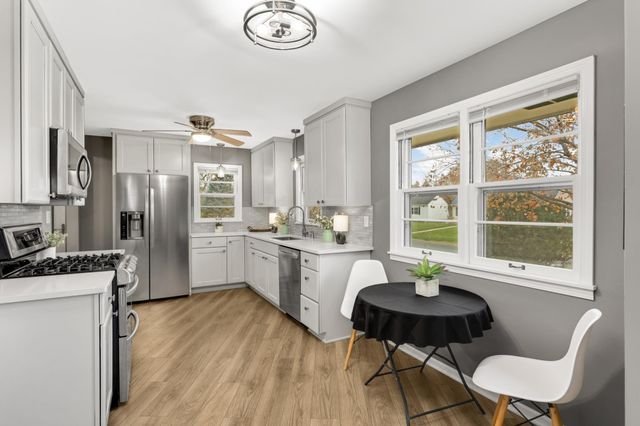 2194 Gardenette Drive N, White Bear Lake, MN 55110