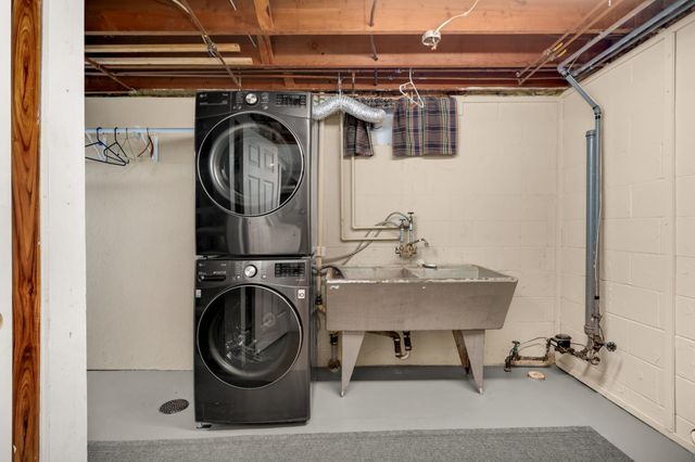 2194 Gardenette Drive N, White Bear Lake, MN 55110