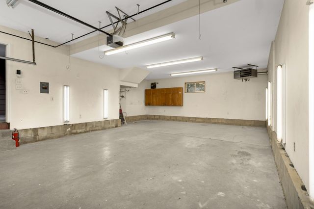 2194 Gardenette Drive N, White Bear Lake, MN 55110