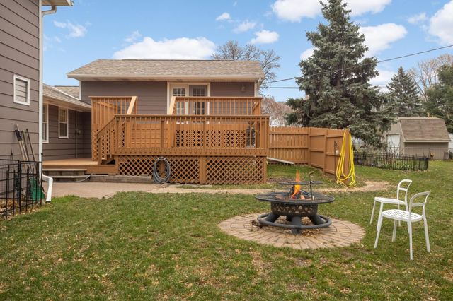 2194 Gardenette Drive N, White Bear Lake, MN 55110
