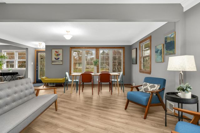 2194 Gardenette Drive N, White Bear Lake, MN 55110