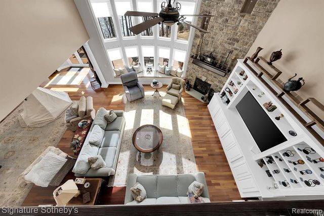 5001 Forest Valley, Clarkston, MI 48348
