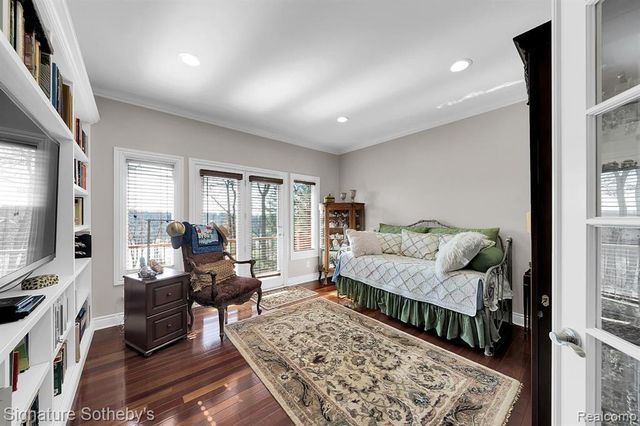 5001 Forest Valley, Clarkston, MI 48348