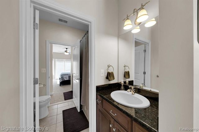 5001 Forest Valley, Clarkston, MI 48348