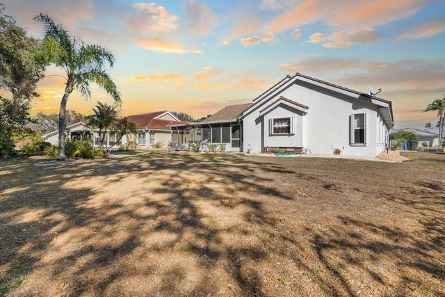 2021 BERRY ROBERTS DRIVE, Sun City Center, FL 33573