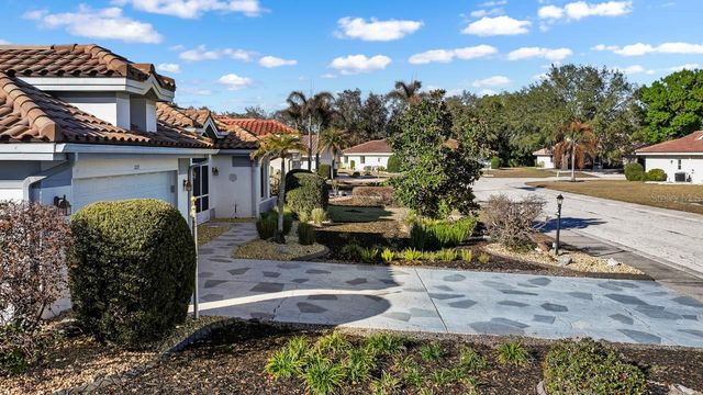 2021 BERRY ROBERTS DRIVE, Sun City Center, FL 33573