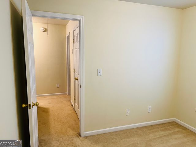 2042 Appaloosa Way, Conyers, GA 30012