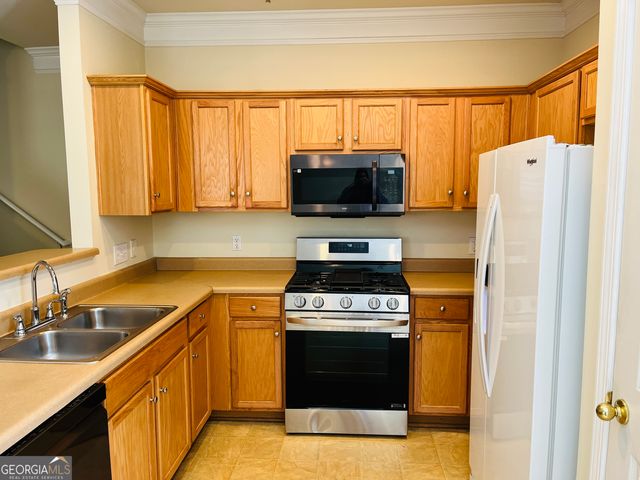 2042 Appaloosa Way, Conyers, GA 30012