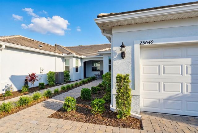 25049 PEARL LAKE CIRCLE, Englewood, FL 34223
