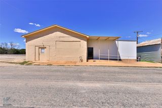 5843 Us-83, Ovalo, TX 79541