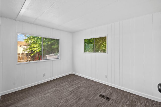 5505 W Tulare Avenue 64, Visalia, CA 93277