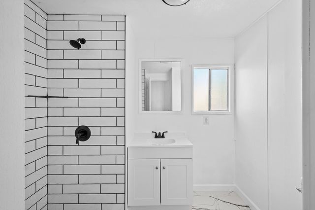 5505 W Tulare Avenue 64, Visalia, CA 93277