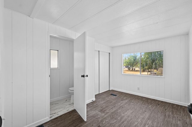 5505 W Tulare Avenue 64, Visalia, CA 93277