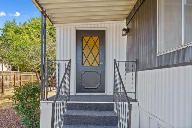 5505 W Tulare Avenue 64, Visalia, CA 93277