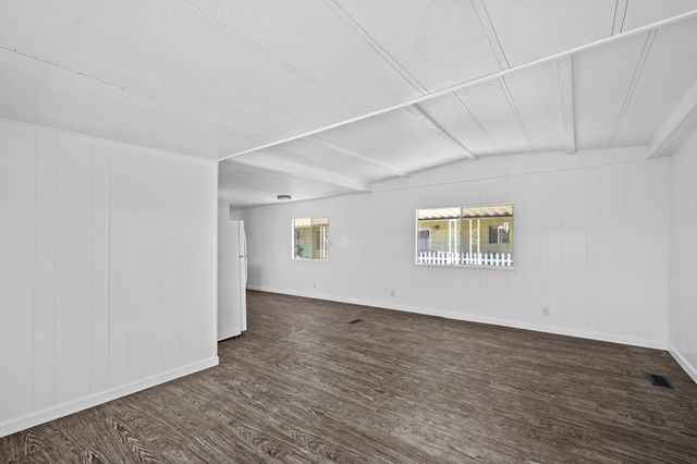 5505 W Tulare Avenue 64, Visalia, CA 93277