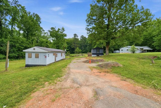 886 Old Greenville Road, Spartanburg, SC 29301