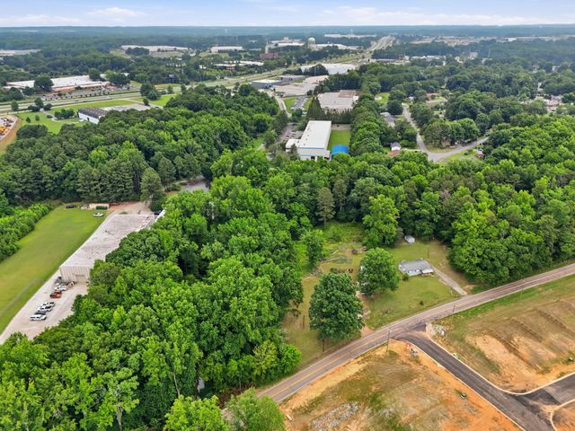 886 Old Greenville Road, Spartanburg, SC 29301
