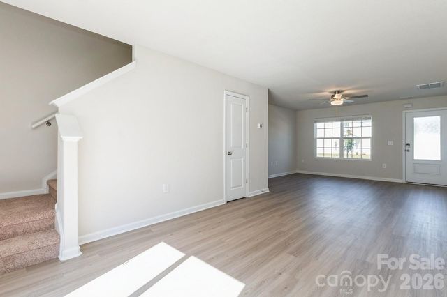 6248 Lowe Lane, Charlotte, NC 28214