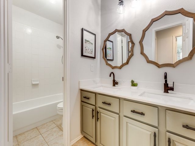 6521 Hillview Lane, Sachse, TX 75048