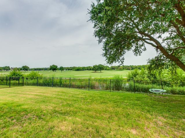 6521 Hillview Lane, Sachse, TX 75048