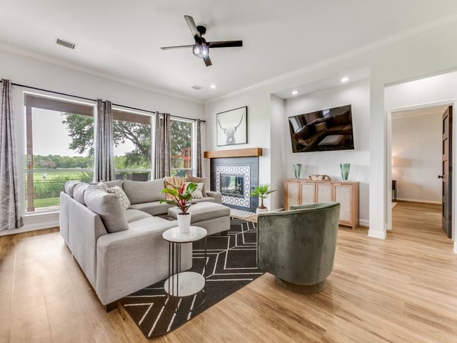 6521 Hillview Lane, Sachse, TX 75048