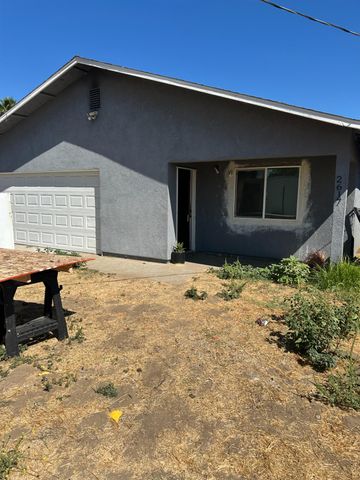 2617 W Hatch Rd, Modesto, CA 95358