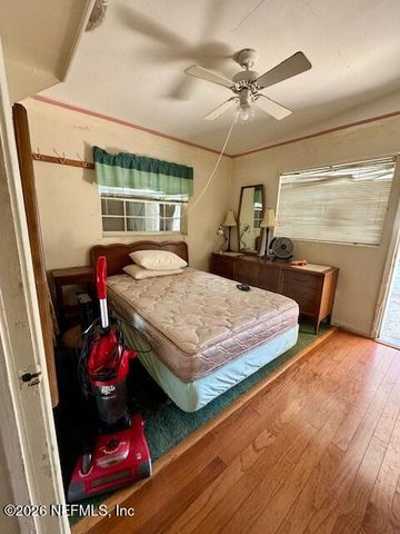 8261 BRACKRIDGE Boulevard, Jacksonville, FL 32216