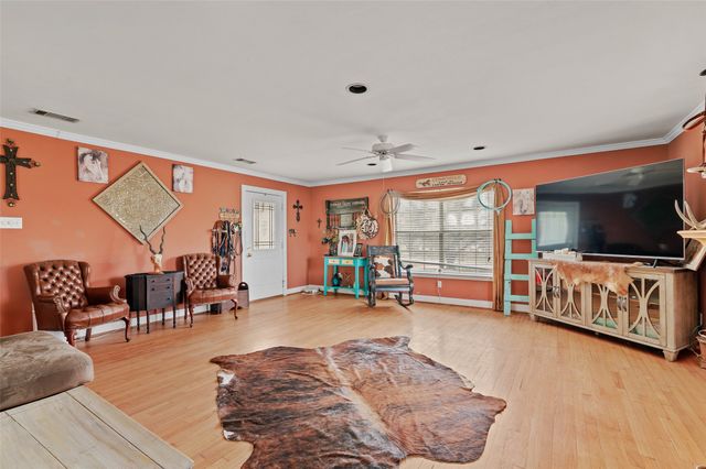 2106 Chaparral Road, Azle, TX 76020