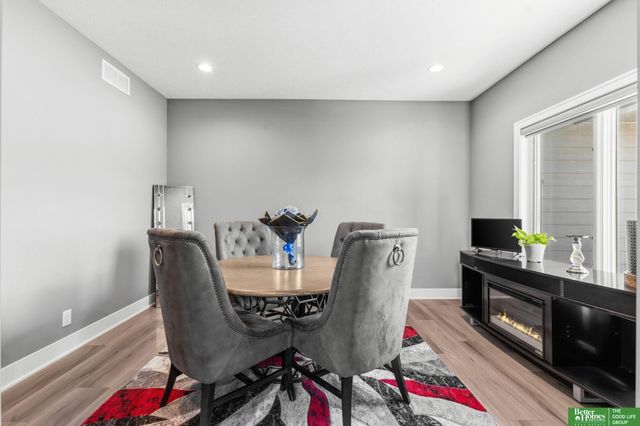 3935 S 208 Street, Elkhorn, NE 68022