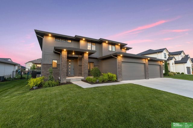 3935 S 208 Street, Elkhorn, NE 68022